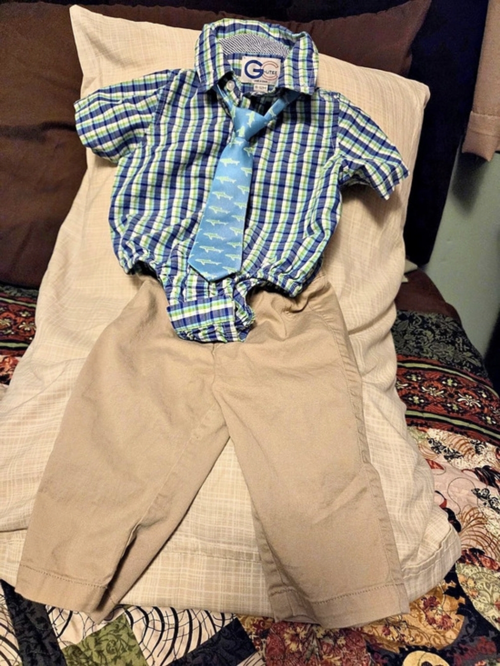 G-TUTE Baby Boys Plaid Matching Set Size 6-12M With Shark Tie